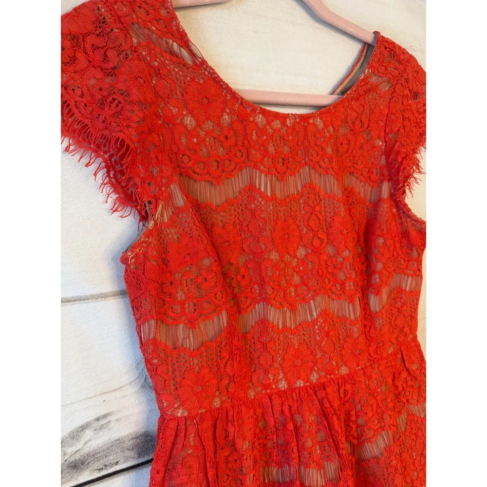 Maeve Anthropologie Red Orange Lace Peplum Top Eyelash Trim V-Back XS - Picture 2 of 6